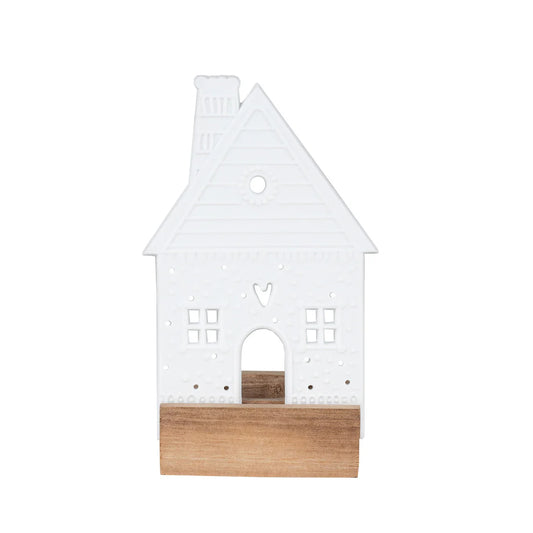 Porcelain & Acacia Village Tealight Gingerbread House - R90414